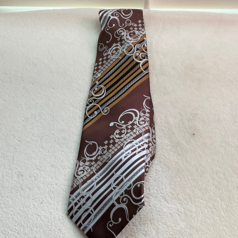 Avanti Brown and Silver Paisley Tie